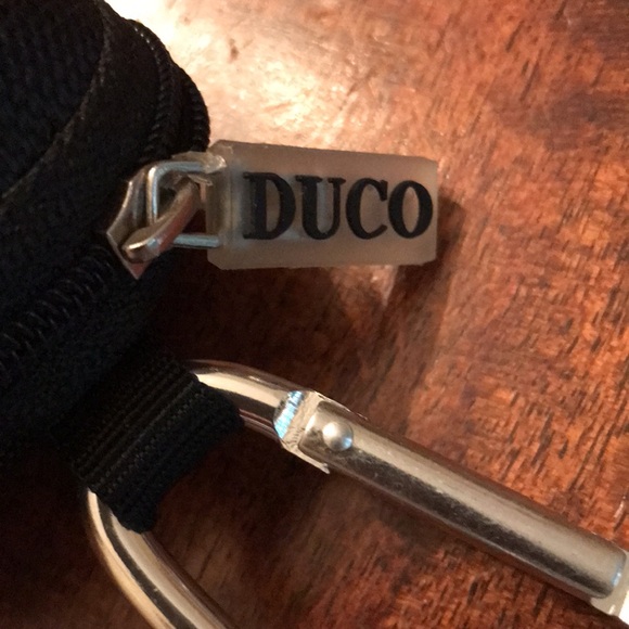 DUCO Sunglass Semi Soft Clam Shell Case - Picture 2 of 7